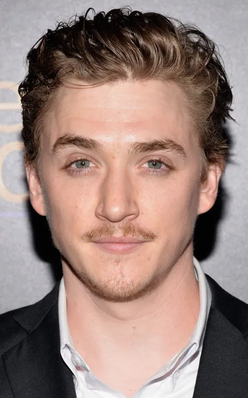 Kyle Gallner