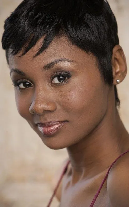 Emayatzy Corinealdi