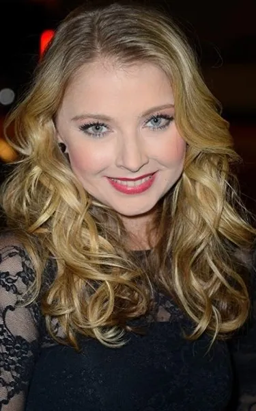 Elisabeth Harnois