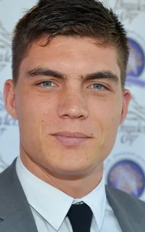 Zane Holtz